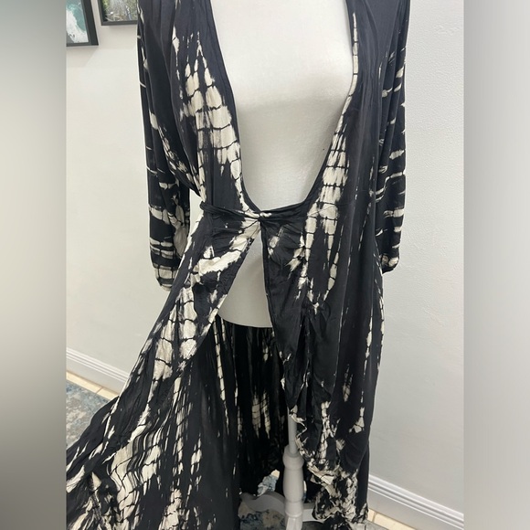 Alma Euroasia Wrap Tie Die Dress with Ruffle High Low skirt NWT One size - Picture 11 of 11